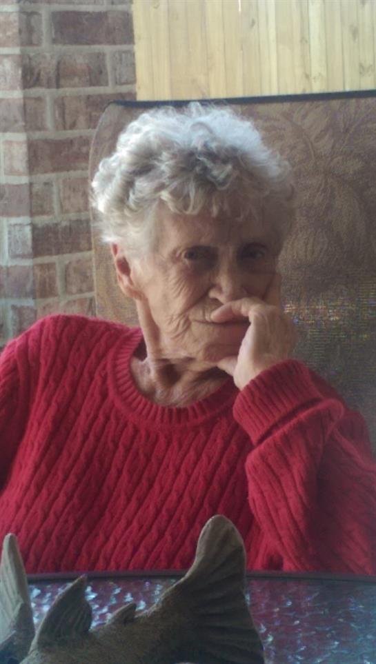 Joan Katherine Silva - Photo 3