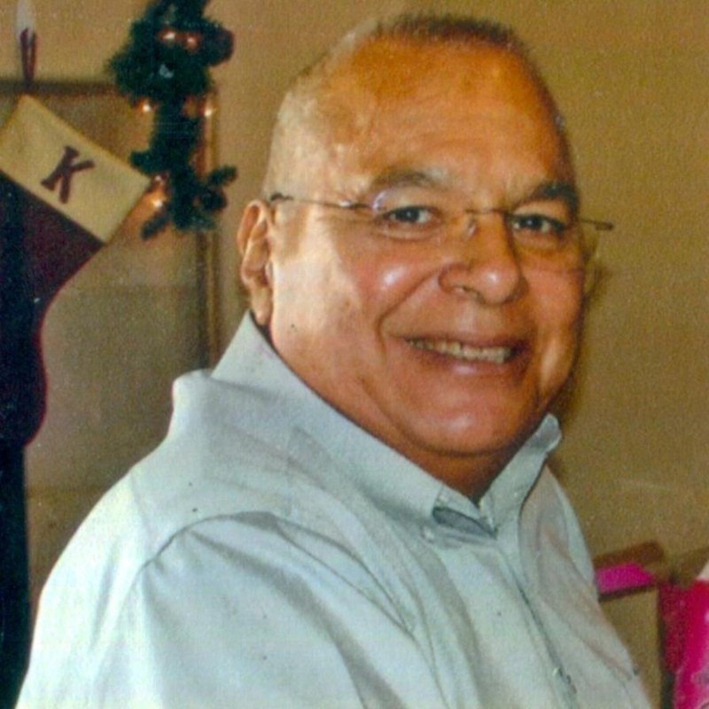 Johnny Lopez - Photo 2