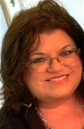 Shelly Ann Smiley - Photo 2