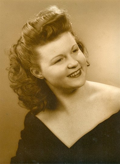 Rose W. Lohmann - Photo 3