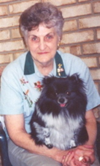 Loviece Hellums - Photo 2