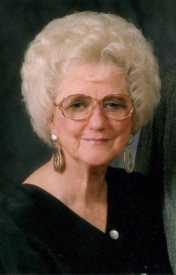 Ruth Elaine Strickland - Photo 3