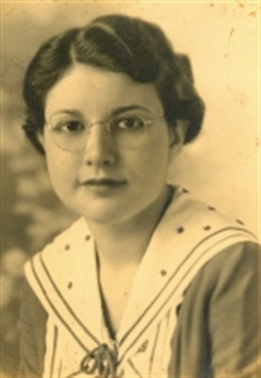 Esther Henry Prince - Photo 3