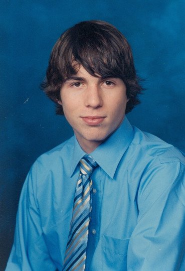 Casey Lynn Malet - Photo 2