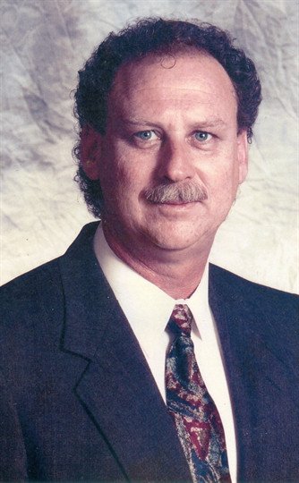 Johnnie D. Lowe - Photo 3