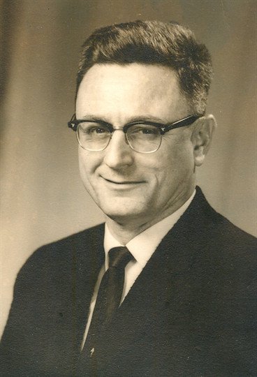 Thomas Bedford Lucas, Jr. - Photo 3