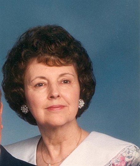 Doris E. Lively - Photo 3