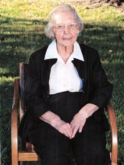 Louise Corley Leach - Photo 2