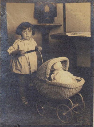 Rebecca Joyce Foster Petry - Photo 3