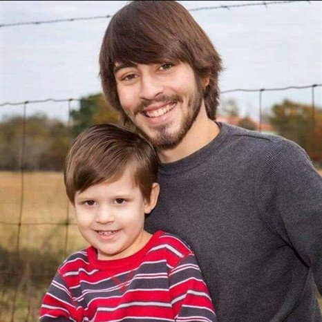 Joshua Paul Hallmark - Photo 2