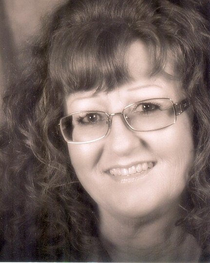 Deborah Veitch - Photo 3