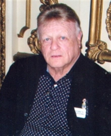 Kenneth Wayne Lentschke - Photo 3