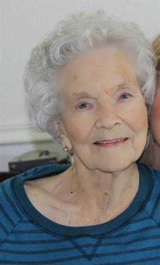 Kathryn Reynolds Carlin - Photo 3