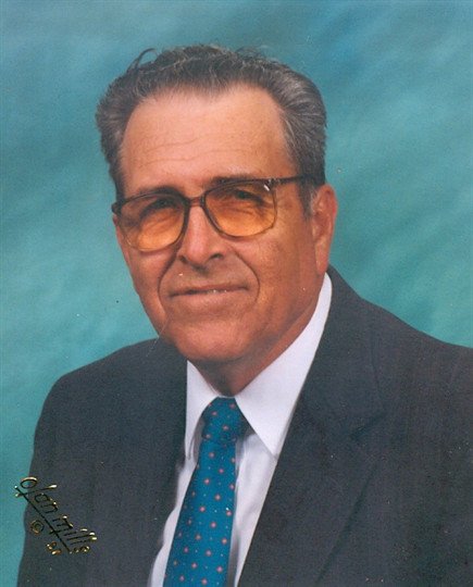 Riley Landry - Photo 2