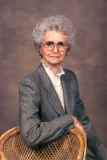 Maedress Mary Allred - Photo 2