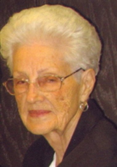 Gladys B. Davis - Photo 2