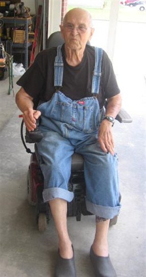 Calvin W. Christy - Photo 3