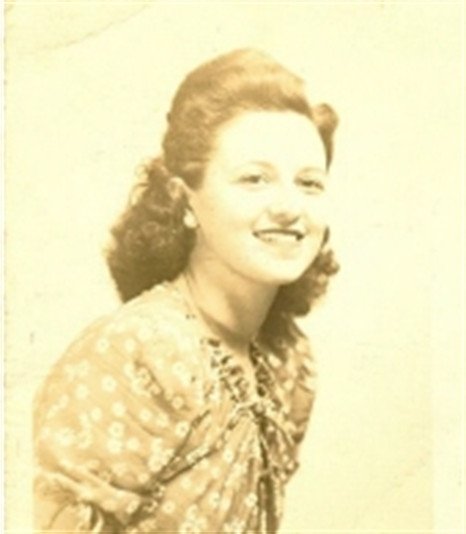 Anna Mae Simon - Photo 2