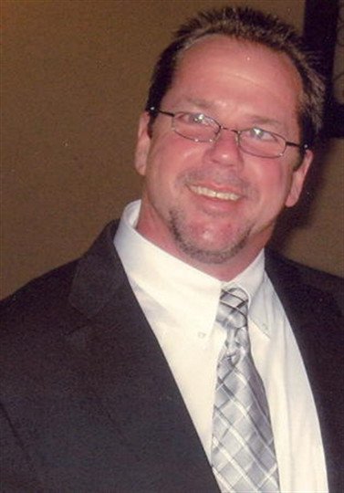 Darren John Thames - Photo 3