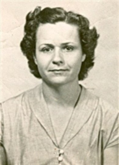 Gwendolyn C. Walsh - Photo 3