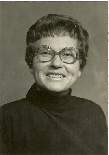 Lola Mae Powell - Photo 2