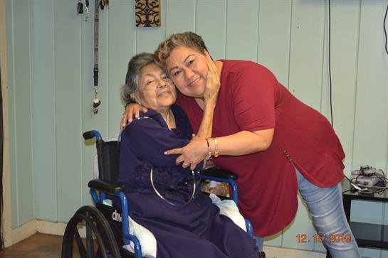 Rebecca Roland - Photo 3