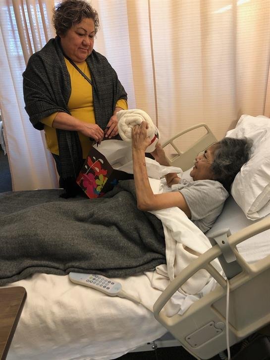 Rebecca Roland - Photo 2