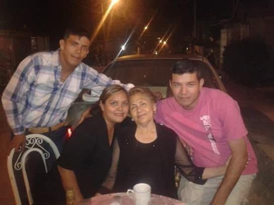 Rebecca Roland - Photo 8