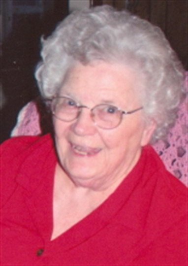 Helen M. Die - Photo 2