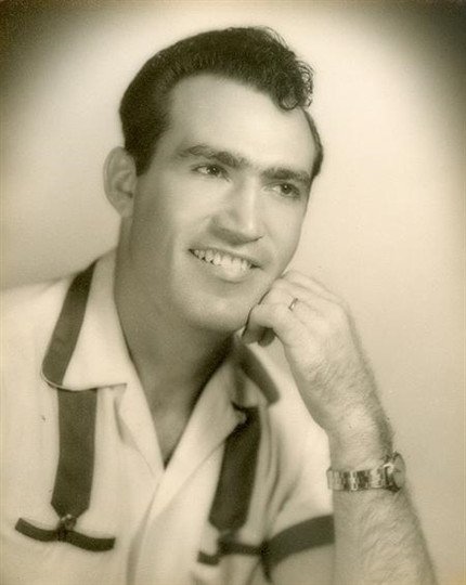 Dennis E. Hunter - Photo 2