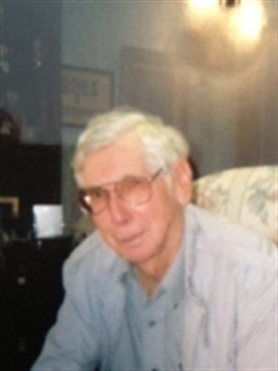 Robert Charles Klebba - Photo 2