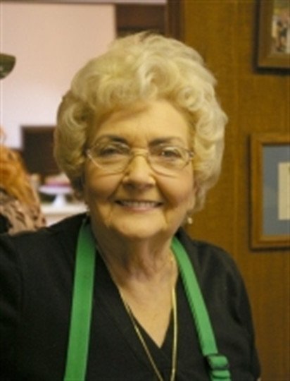 Betty Sue Bertrand - Photo 3
