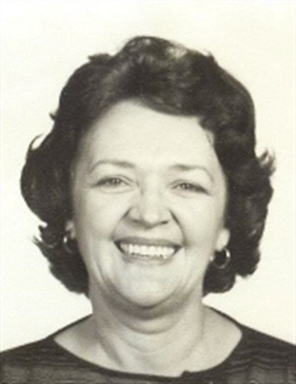 Isla Lou Collins - Photo 2