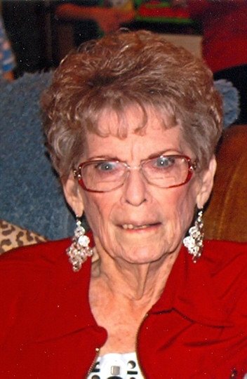 Betty Woodall Moore - Photo 3