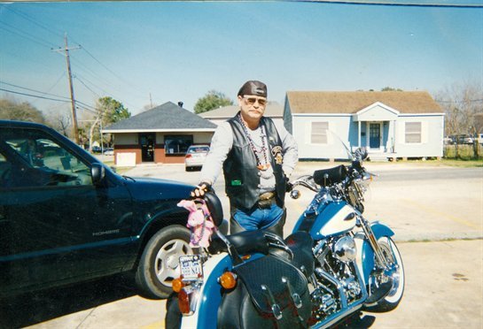 Claude Joseph "Joe" Pinell III - Photo 6