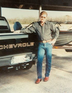 Claude Joseph "Joe" Pinell III - Photo 10