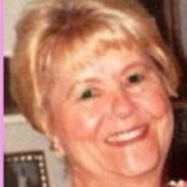 Arlene W Pacetti - Photo 4