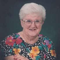 Dorothy-Lee Huckaby - Photo 2