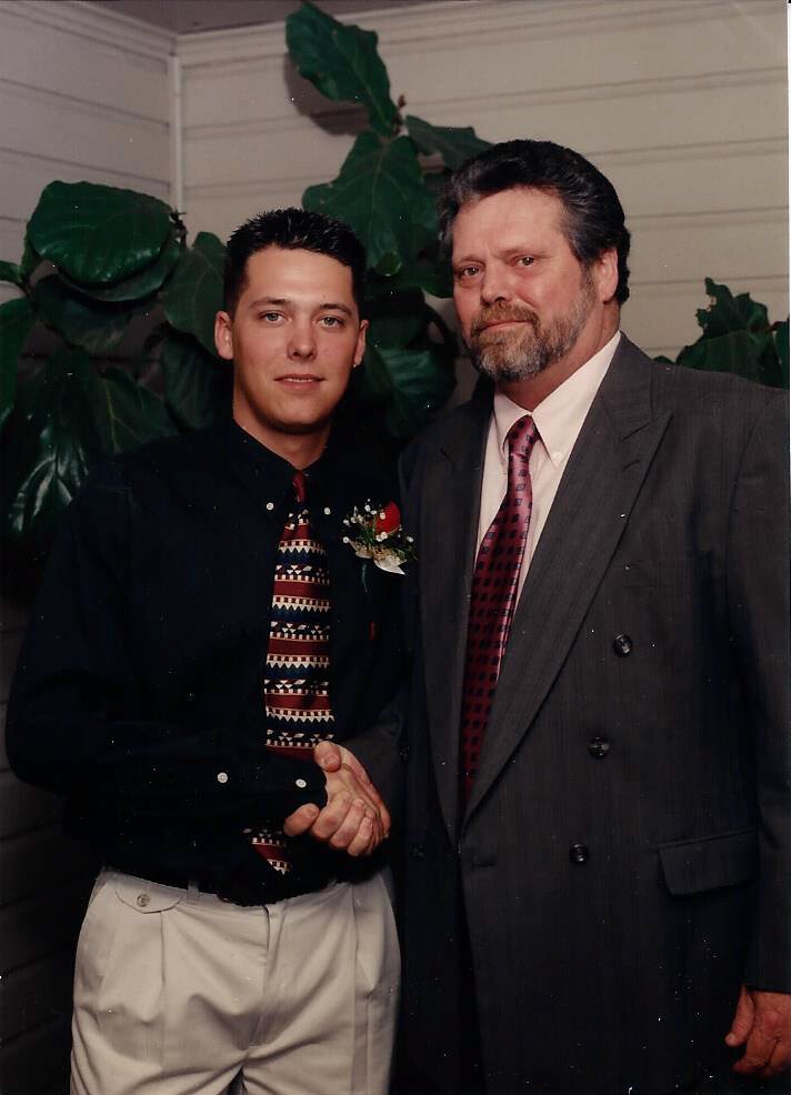 Hugh Thomas Weatherly - Photo 7