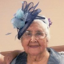 Lydia Lozano - Photo 3