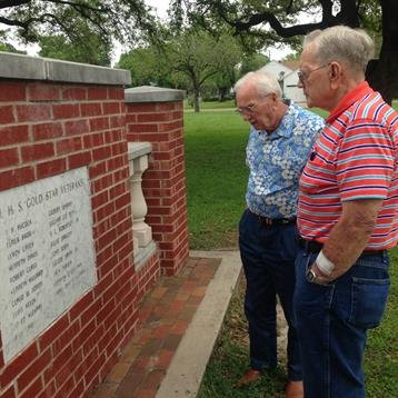 Bill Davis - Photo 7