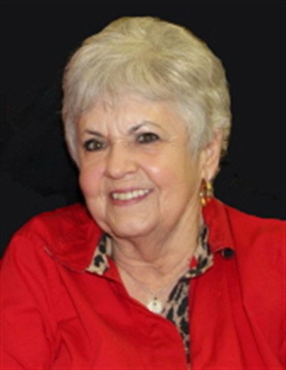 Belle Smith - Photo 2