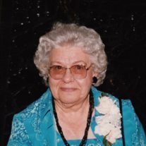 Neava Yentzen - Photo 2