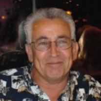 Steve Flores - Photo 2