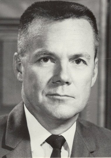 Harry Elkin Gardiner - Photo 3