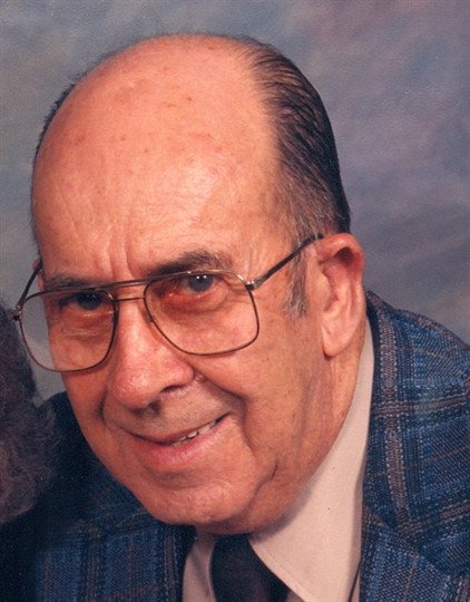 Ivy Darel Ploet - Photo 2