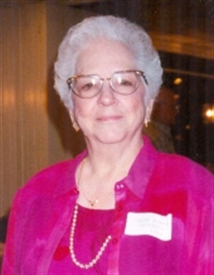 Jean Leverett - Photo 2