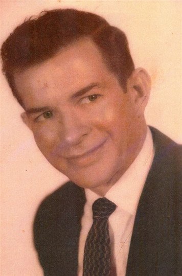 Harry Thomas Roberts - Photo 2