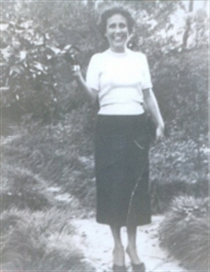 Betty Perry Campbell - Photo 2
