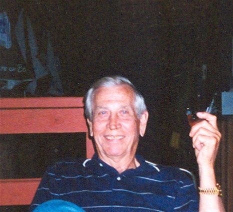 Hughie Max Davis - Photo 3